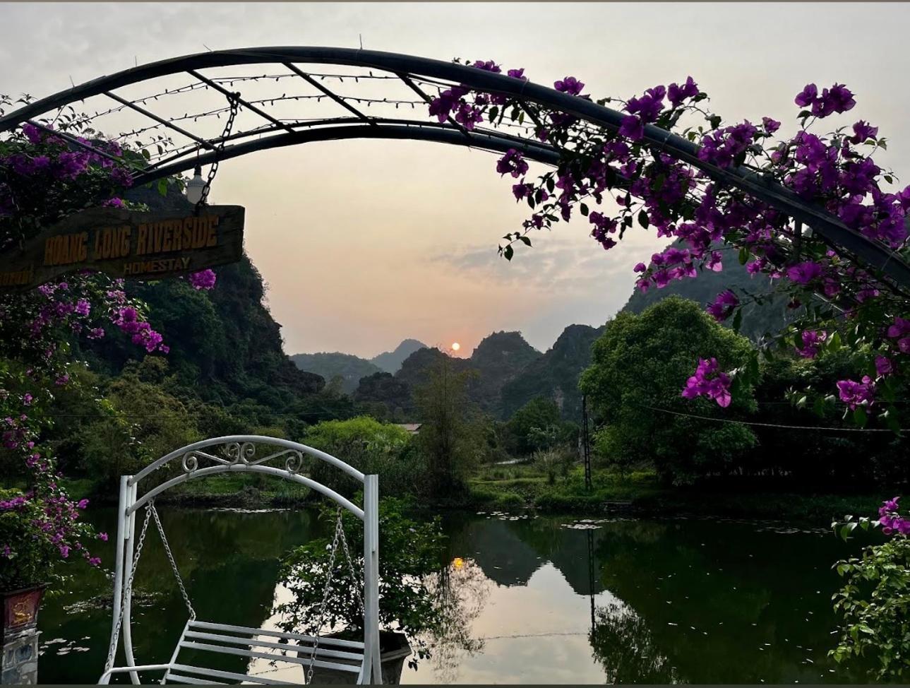 Hoanglong Riverside Homestay Νιν Μπιν Εξωτερικό φωτογραφία